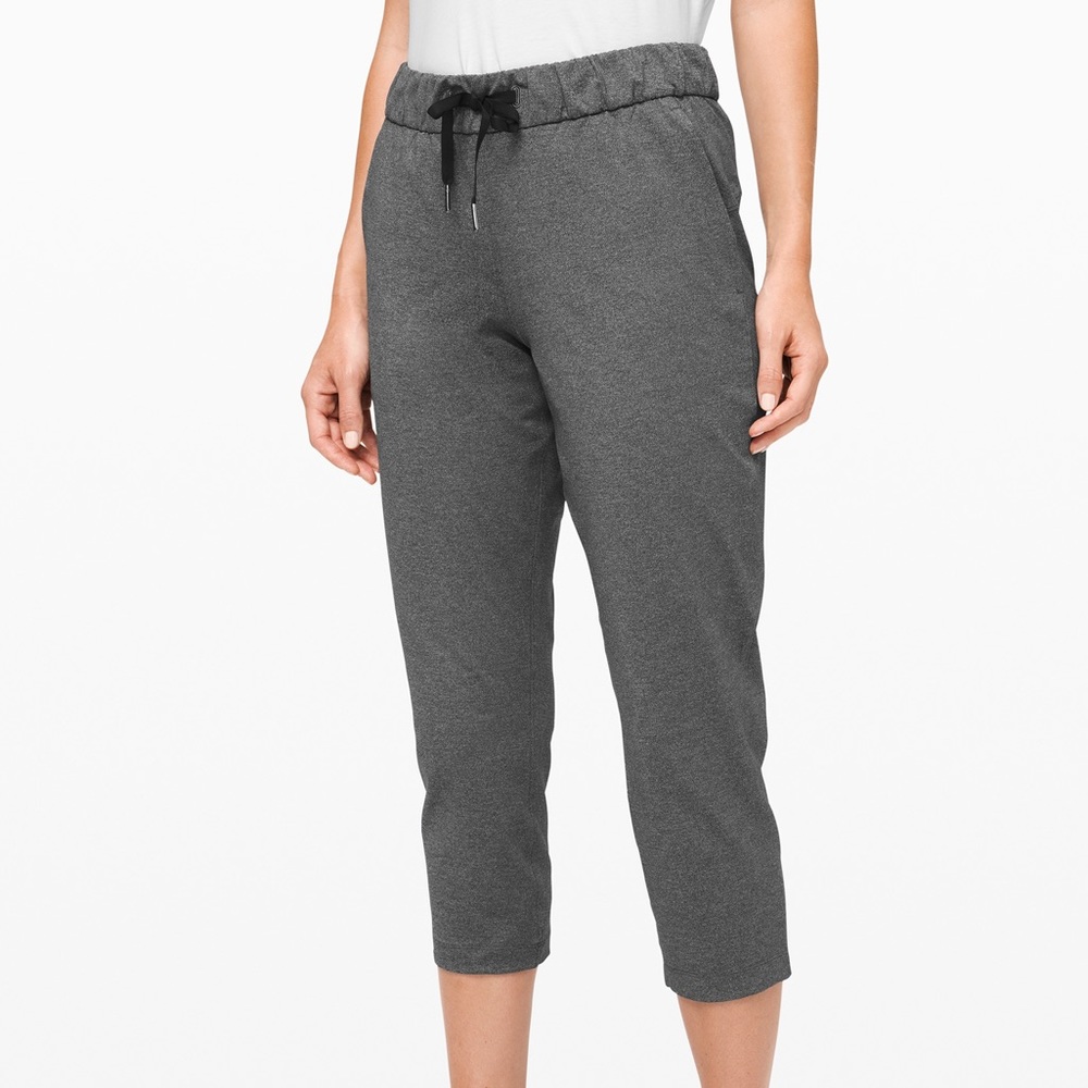 Lululemon On the Fly Crop
